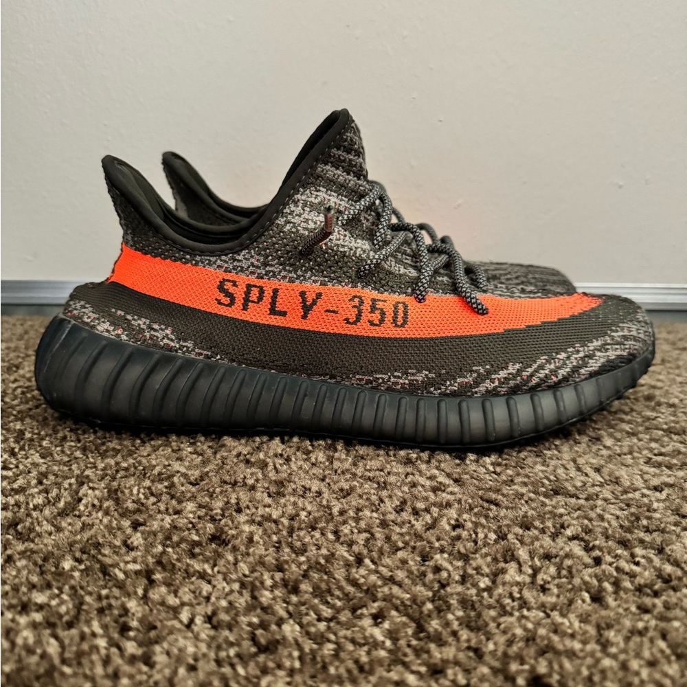 Yeezy 350 V2 Carbon Belugas
